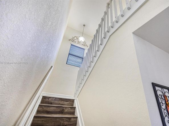 415 SE 34th Ter, Homestead FL 33033