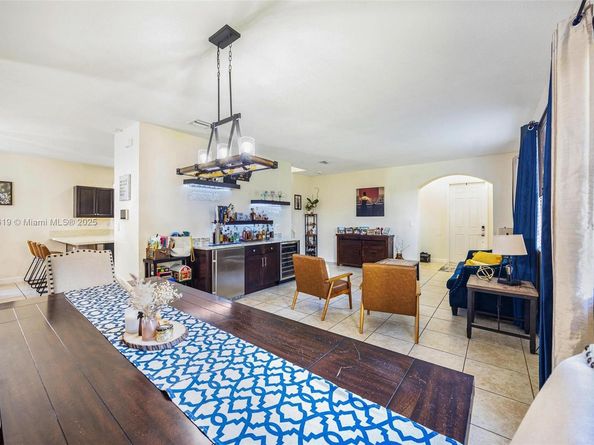 415 SE 34th Ter, Homestead FL 33033