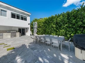 449 Holiday Dr, Hallandale Beach FL 33009