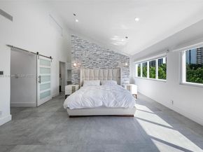 449 Holiday Dr, Hallandale Beach FL 33009