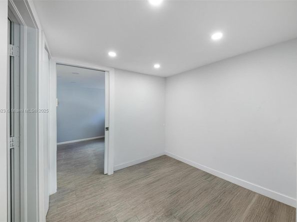 449 Holiday Dr, Hallandale Beach FL 33009