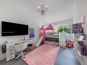 449 Holiday Dr, Hallandale Beach FL 33009