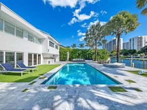 449 Holiday Dr, Hallandale Beach FL 33009