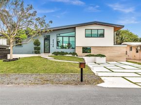 2448 Okeechobee Ln, Fort Lauderdale FL 33312