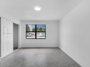 4100 SW 20th St, Hollywood FL 33023