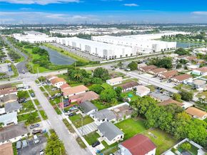 4100 SW 20th St, Hollywood FL 33023