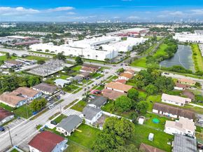 4100 SW 20th St, Hollywood FL 33023