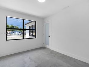 4100 SW 20th St, Hollywood FL 33023