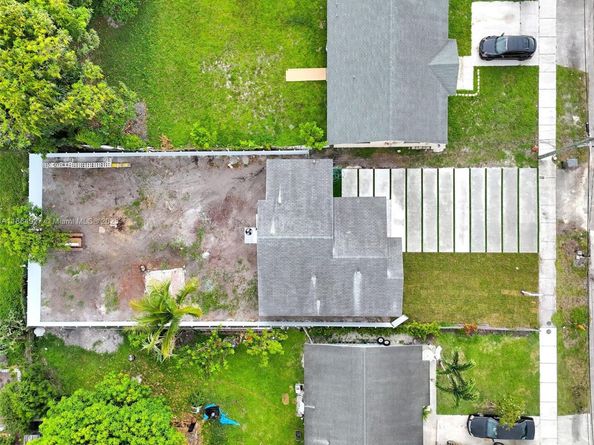 4100 SW 20th St, Hollywood FL 33023