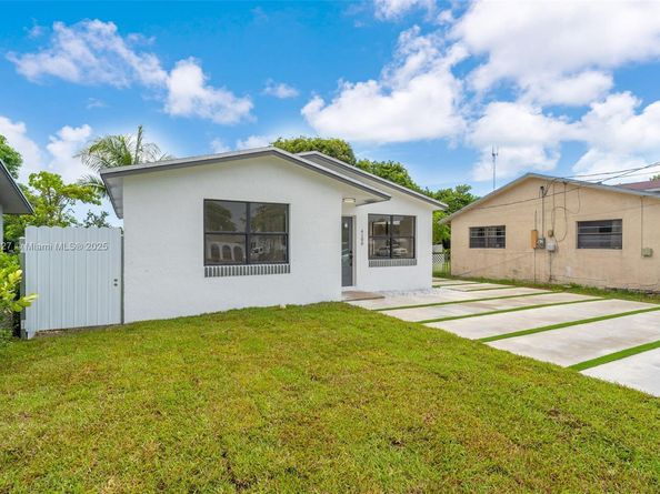4100 SW 20th St, Hollywood FL 33023