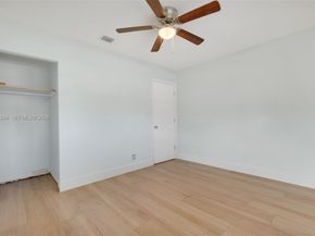 1310 NW 42nd St, Oakland Park FL 33309