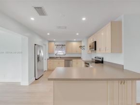 1310 NW 42nd St, Oakland Park FL 33309