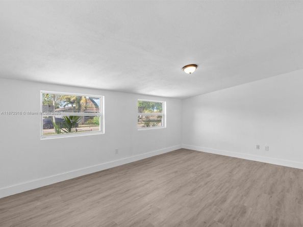5365 SW 97th Ct, Miami FL 33165