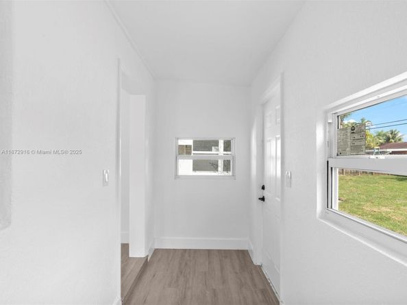 5365 SW 97th Ct, Miami FL 33165