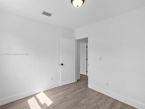 5365 SW 97th Ct, Miami FL 33165
