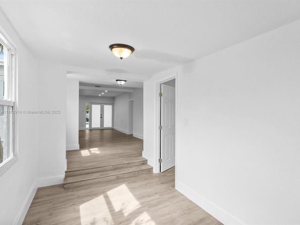 5365 SW 97th Ct, Miami FL 33165