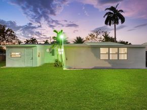 5365 SW 97th Ct, Miami FL 33165