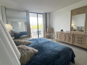 3701 N Country Club Dr 201, Aventura FL 33180