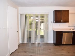 3041 N 74th Ave, Hollywood FL 33024