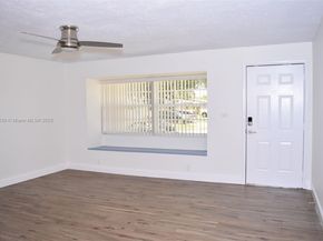 3041 N 74th Ave, Hollywood FL 33024
