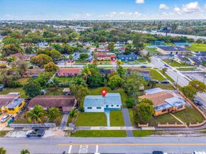 1260 NW 188th St, Miami Gardens FL 33169
