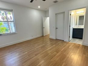 1887 Harbor View Cir, Weston FL 33327