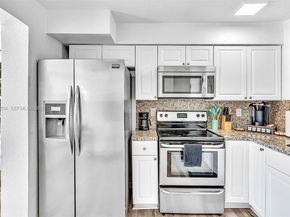 4633 SW 28th Ave, Dania Beach FL 33312