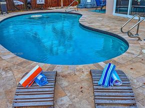 4633 SW 28th Ave, Dania Beach FL 33312