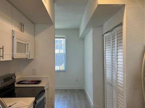 721 SW 148th Ave 305, Sunrise FL 33325