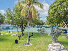 452 N Laurel Dr 1503, Margate FL 33063