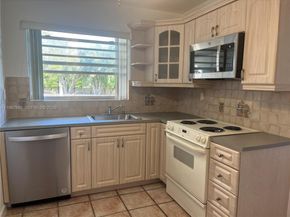 7705 SW 86th St B213, Miami FL 33143