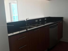 1800 N Bayshore Dr 3910, Miami FL 33132