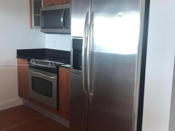 1800 N Bayshore Dr 3910, Miami FL 33132