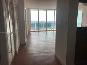 1800 N Bayshore Dr 3910, Miami FL 33132