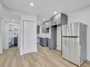736 NE 164th St, Miami FL 33162