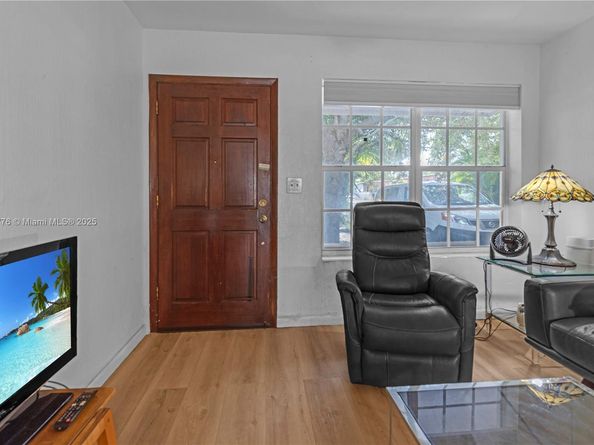 3611 SW 36th St, West Park FL 33023