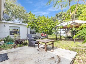 3611 SW 36th St, West Park FL 33023