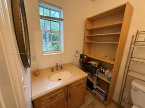 3611 SW 36th St, West Park FL 33023