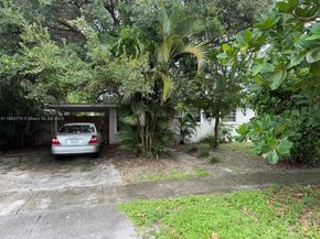 3611 SW 36th St, West Park FL 33023