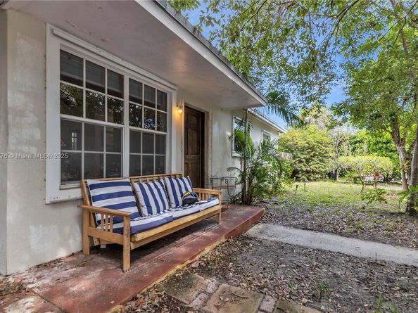 3611 SW 36th St, West Park FL 33023