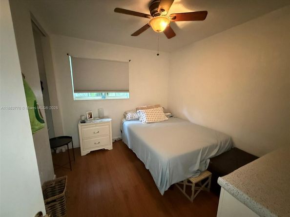 3611 SW 36th St, West Park FL 33023