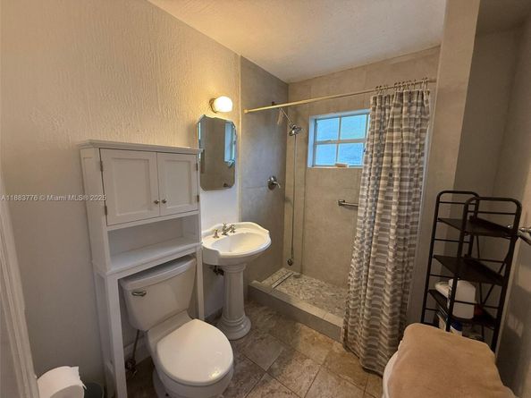 3611 SW 36th St, West Park FL 33023
