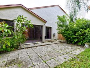 3800 NW 19th St, Coconut Creek FL 33066