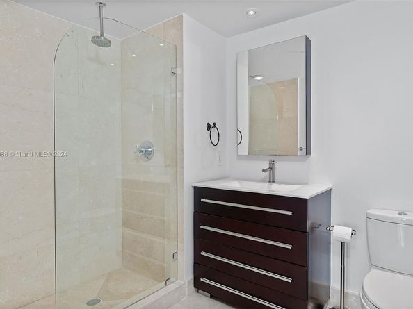 1 Century Ln 505, Miami Beach FL 33139