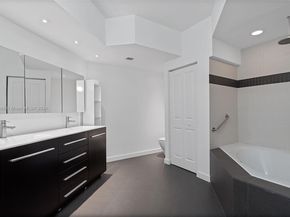 1 Century Ln 505, Miami Beach FL 33139
