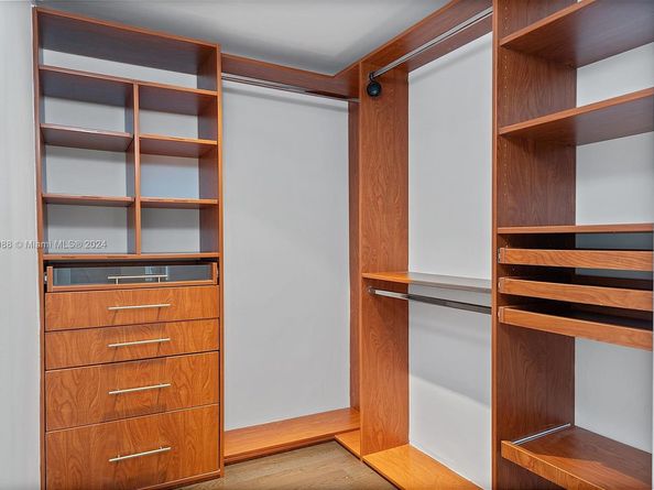 1 Century Ln 505, Miami Beach FL 33139