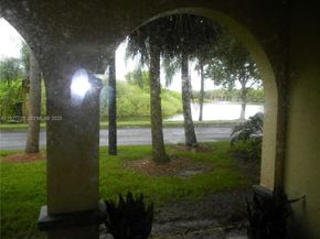 2493 Centergate Dr 102, Miramar FL 33025