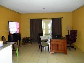 2493 Centergate Dr 102, Miramar FL 33025