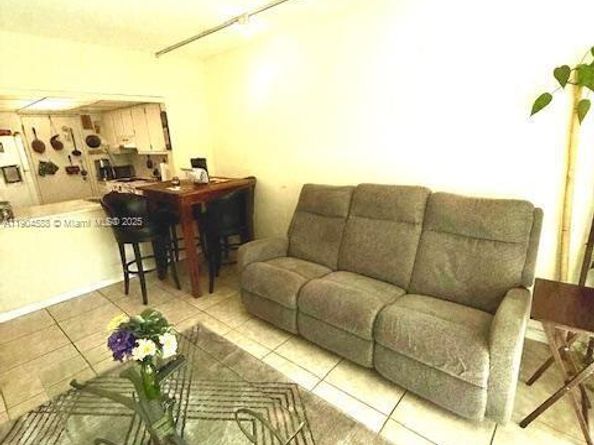 900 River Reach Dr 502, Fort Lauderdale FL 33315