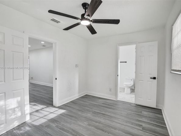7120 Allen St, Hollywood FL 33024